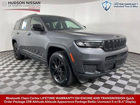 Used 2024 Jeep Grand Cherokee L Laredo image 1