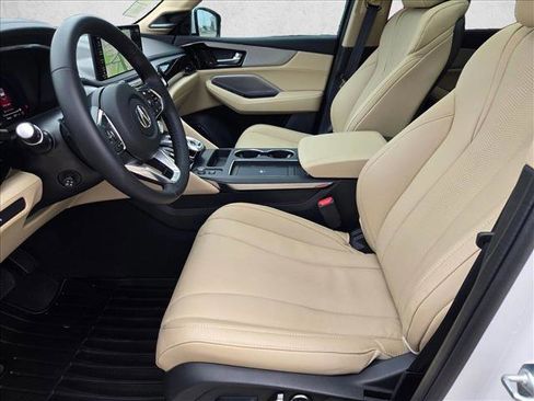 Certified 2026 Acura MDX FWD w/ Technology Package image 16