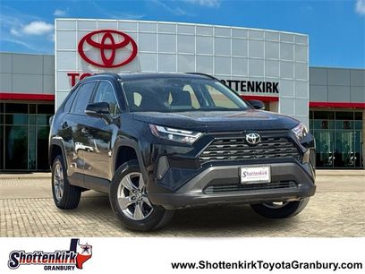 New 2025 Toyota RAV4 XLE