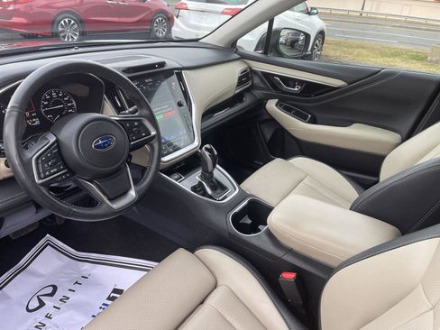 Used 2023 Subaru Outback Limited image 4