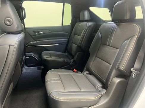 New 2026 Chevrolet Traverse High Country AWD/4WD image 15