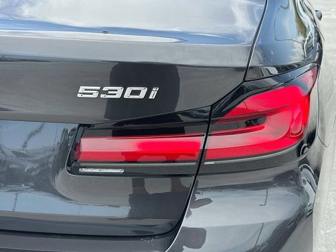 Used 2023 BMW 530i w/ Convenience Package RWD image 32