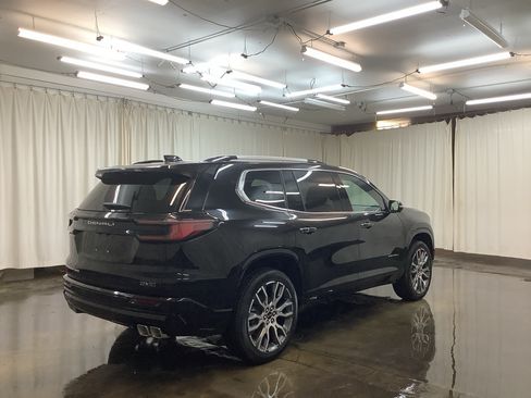 New 2026 GMC Acadia Denali Ultimate AWD/4WD image 5