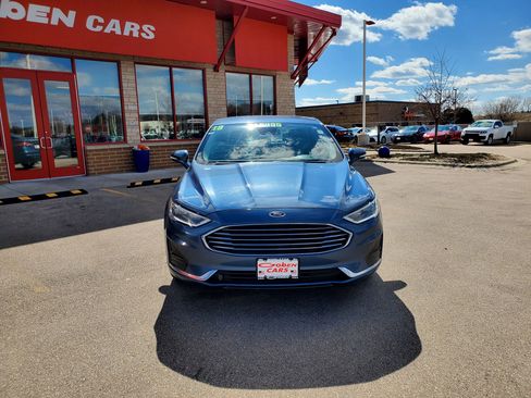Used 2019 Ford Fusion SEL image 2