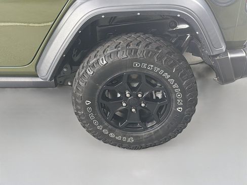 Used 2023 Jeep Wrangler Unlimited w/ 8.4" Radio Group AWD/4WD image 11