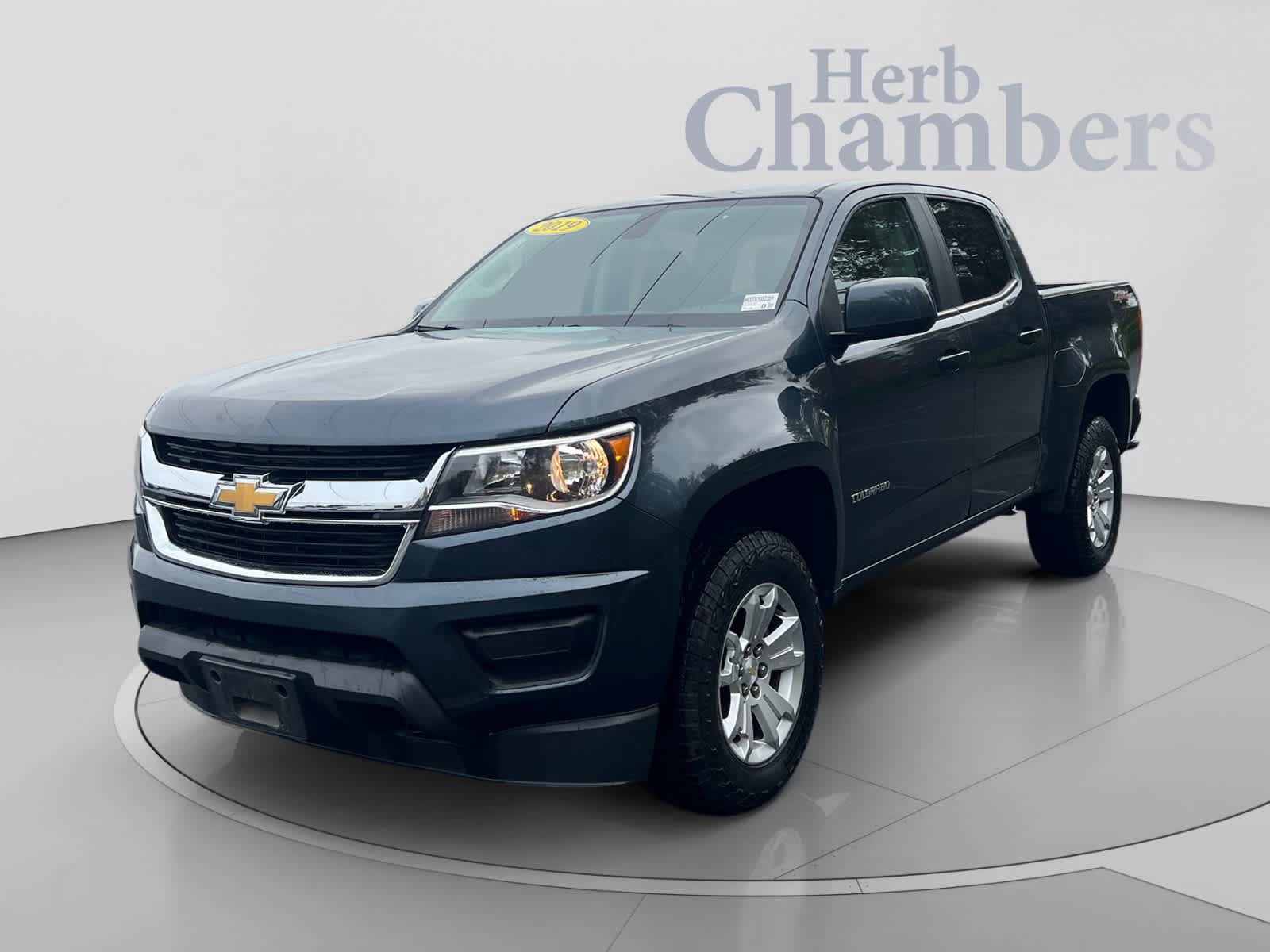 Used 2019 Chevrolet Colorado LT AWD/4WD image 3