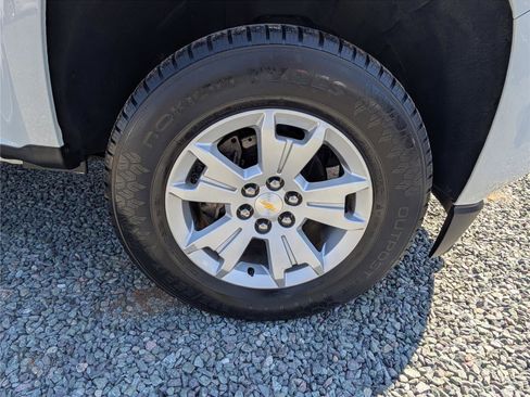 Used 2018 Chevrolet Colorado LT w/ LT Convenience Package image 9