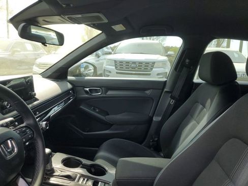 Certified 2024 Honda Civic Sport image 18