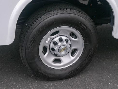 New 2026 Chevrolet Express 3500 w/ Power Convenience Package image 6