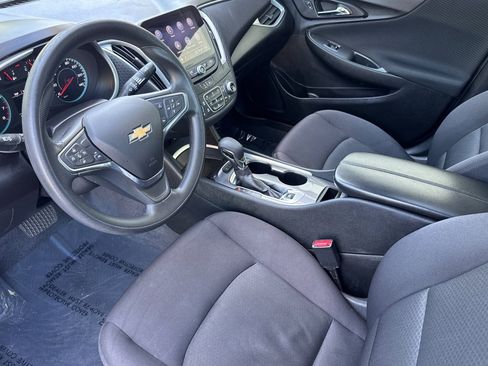 Used 2024 Chevrolet Malibu LT FWD image 4