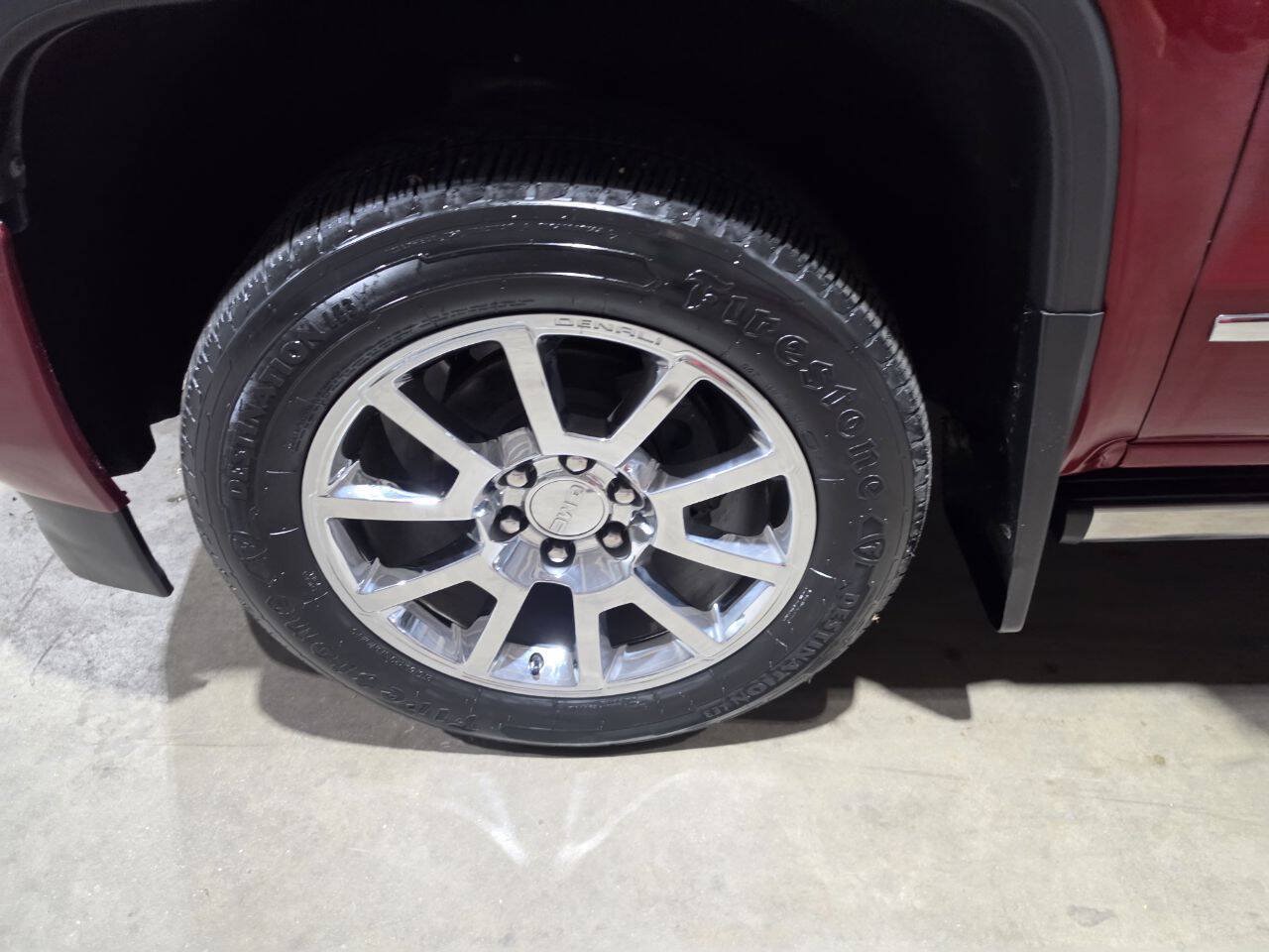 Used 2018 GMC Sierra 1500 Denali AWD/4WD image 25