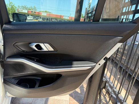 Used 2020 BMW 330i SPORT w/ Driving Assistance Package image 40