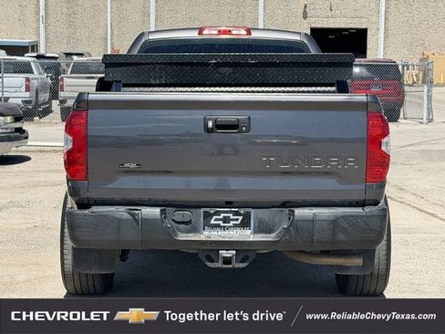 Used 2015 Toyota Tundra SR w/ Tow Package RWD image 5