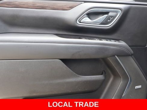 Used 2021 Chevrolet Suburban Z71 image 13