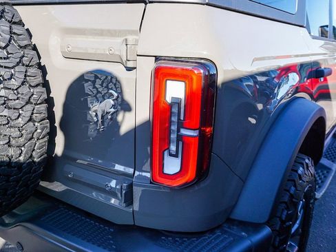 New 2025 Ford Bronco Badlands AWD/4WD image 7