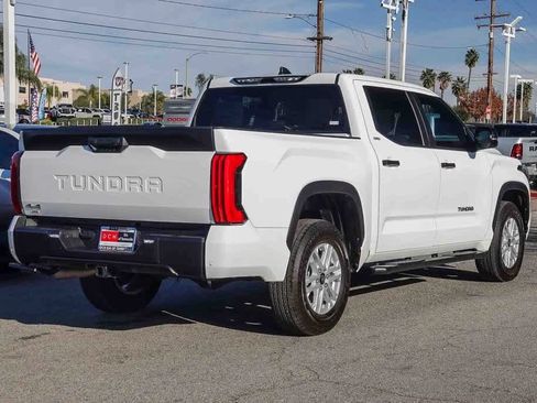 Used 2025 Toyota Tundra SR5 w/ SR5 Convenience Package image 4