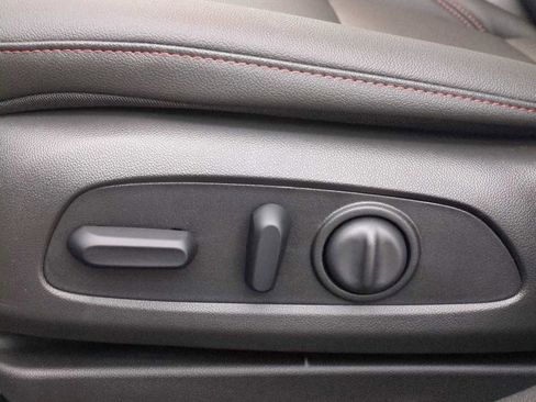 New 2026 Chevrolet Trax RS w/ Sunroof Package image 16