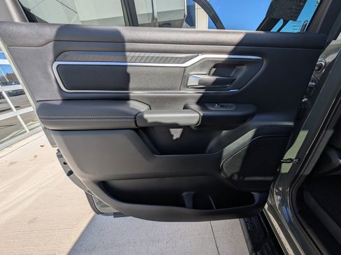 New 2026 RAM 1500 4x4 Crew Cab image 42