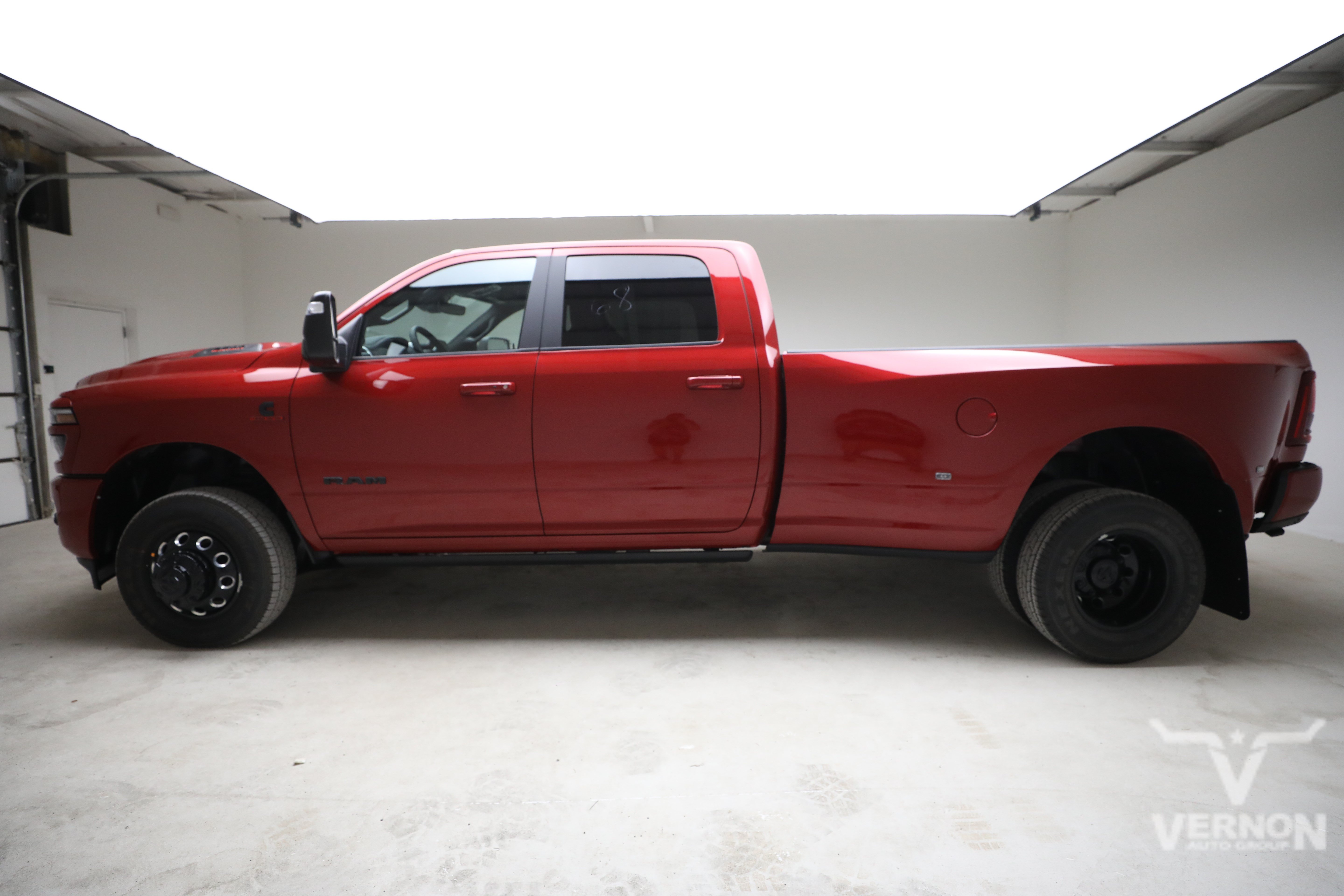 New 2026 RAM 3500 Laramie AWD/4WD image 2