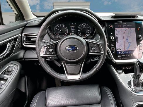 Used 2020 Subaru Outback Limited AWD/4WD image 5