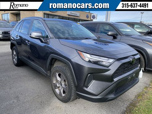 Used 2023 Toyota RAV4 XLE image 1