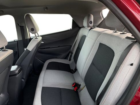 Used 2020 Chevrolet Bolt LT image 11
