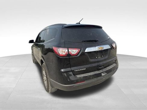 Used 2017 Chevrolet Traverse LT FWD image 14