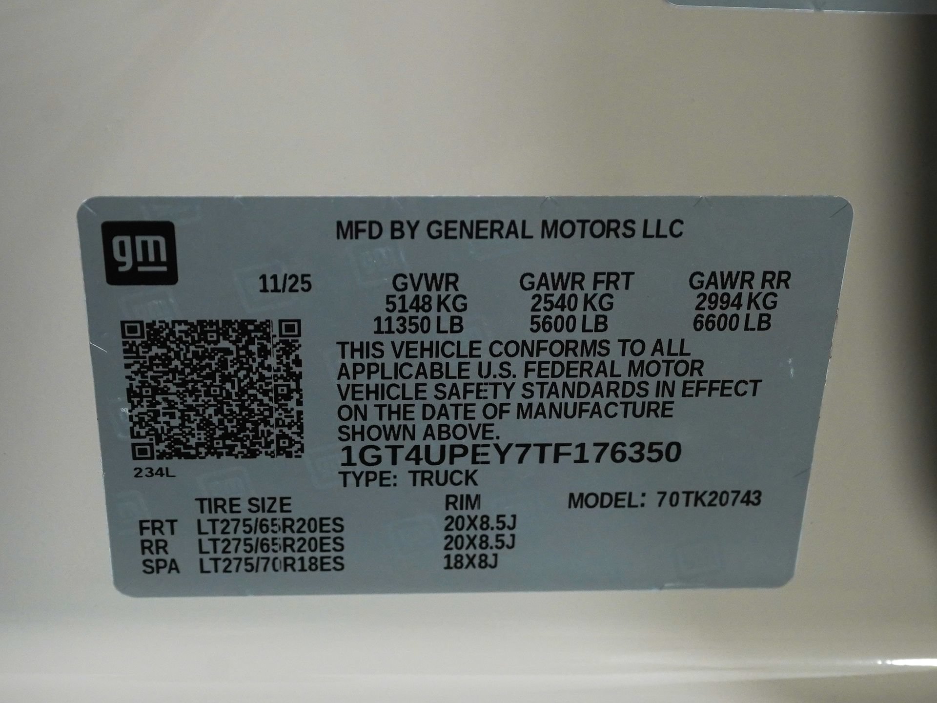 Used 2026 GMC Sierra 2500 AT4 w/ AT4 Premium Plus Package AWD/4WD image 43