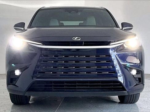 Used 2025 Lexus TX 350 AWD w/ Technology Package image 3