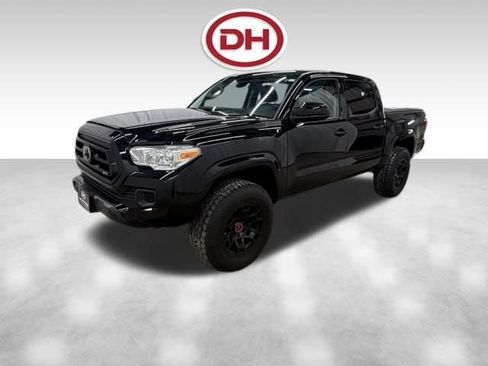 Used 2023 Toyota Tacoma SR AWD/4WD image 9