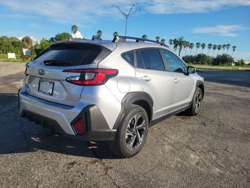 Used 2024 Subaru Crosstrek 2.0i Premium AWD/4WD image 6