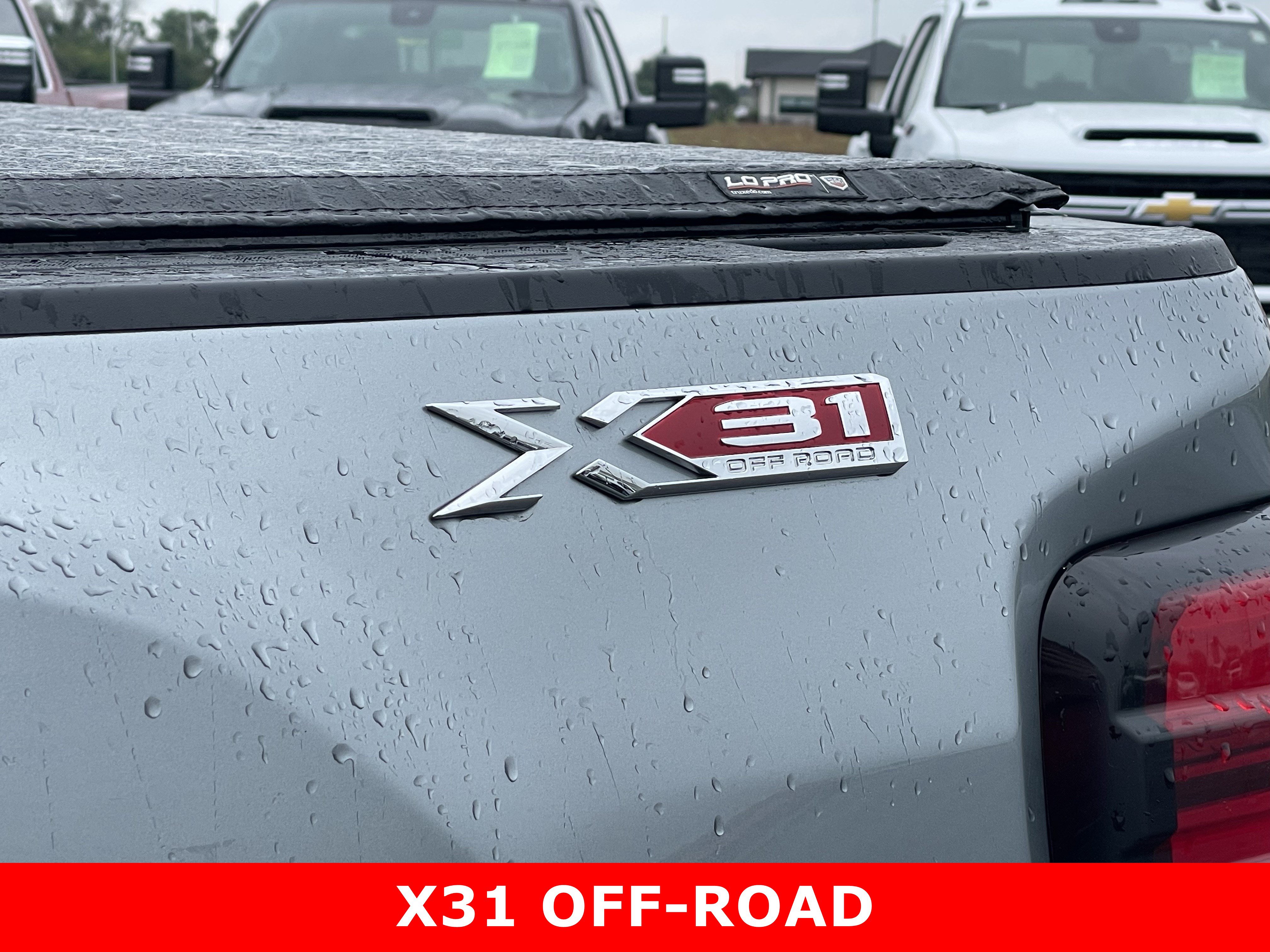 Certified 2024 GMC Sierra 2500 SLT w/ SLT Premium Package AWD/4WD image 11