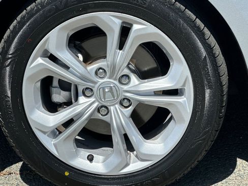 Used 2025 Honda Accord LX image 24