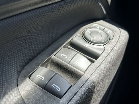 Used 2024 Chevrolet Equinox RS w/ RS Leather Package FWD image 17
