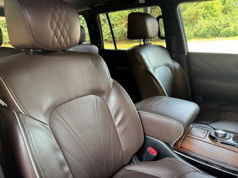 Used 2017 INFINITI QX80 4WD image 34