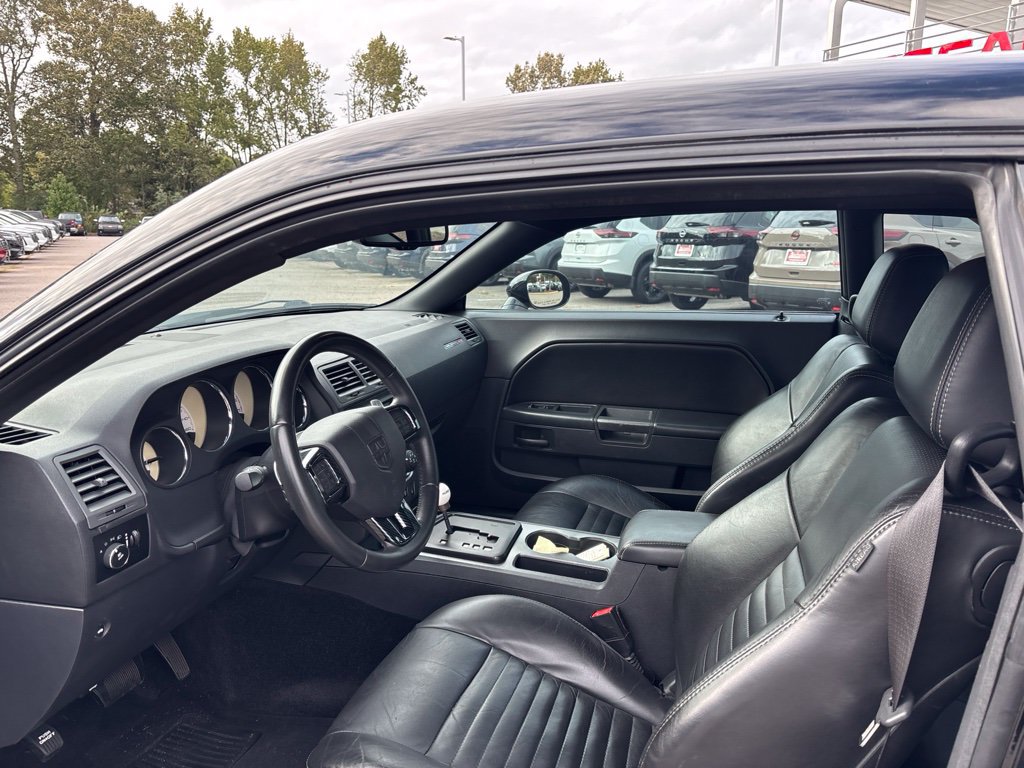 Used 2014 Dodge Challenger R/T Plus RWD image 5