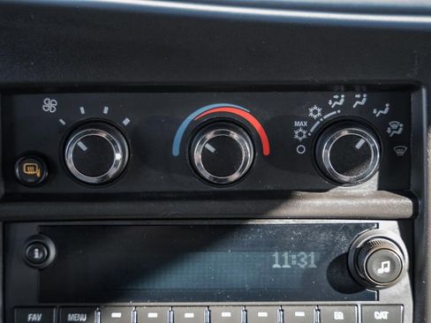 Used 2024 GMC Savana 2500 w/ Driver Convenience Package image 25