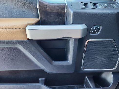 Used 2022 Ford F350 Lariat w/ Lariat Ultimate Package image 25