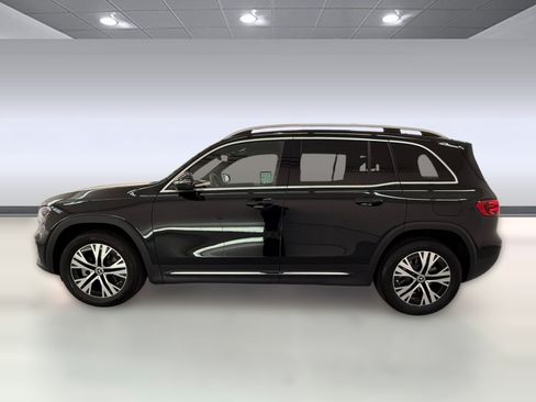 Certified 2026 Mercedes-Benz GLB 250 image 2