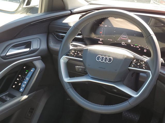 Used 2025 Audi Q5 Premium w/ Convenience Package AWD/4WD image 27
