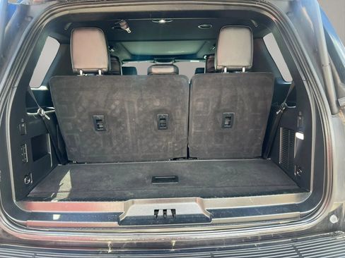 Used 2020 Ford Expedition Limited AWD/4WD image 10