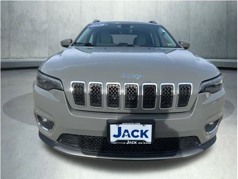 Used 2019 Jeep Cherokee Limited w/ Trailer Tow Group image 10