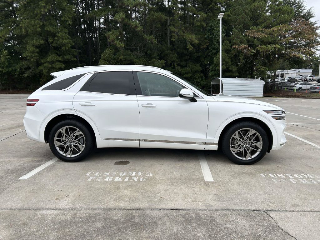 Used 2025 Genesis GV70 2.5T AWD/4WD image 2