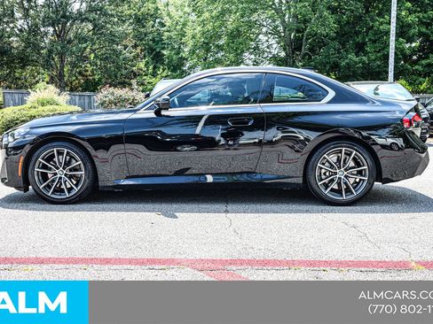 Used 2022 BMW 230i Coupe w/ Convenience Package RWD image 9