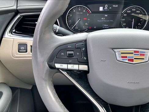Used 2020 Cadillac XT6 Premium Luxury FWD image 25