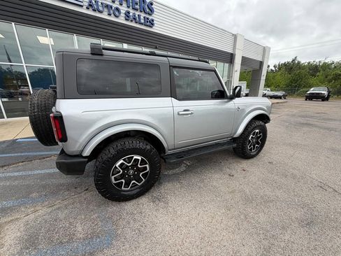 Used 2022 Ford Bronco Outer Banks AWD/4WD image 4