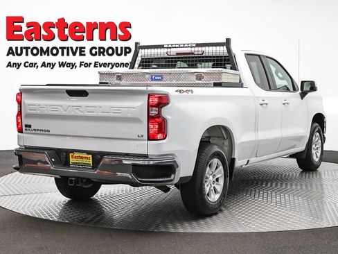 Used 2021 Chevrolet Silverado 1500 LT AWD/4WD image 5