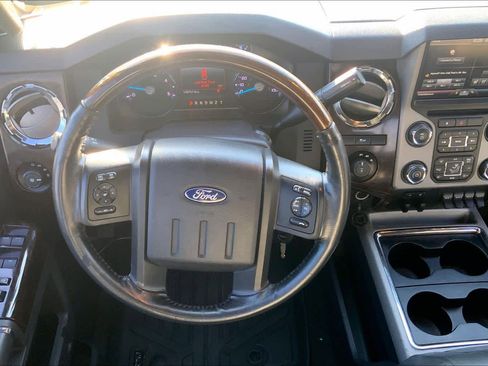 Used 2015 Ford F250 Platinum AWD/4WD image 6