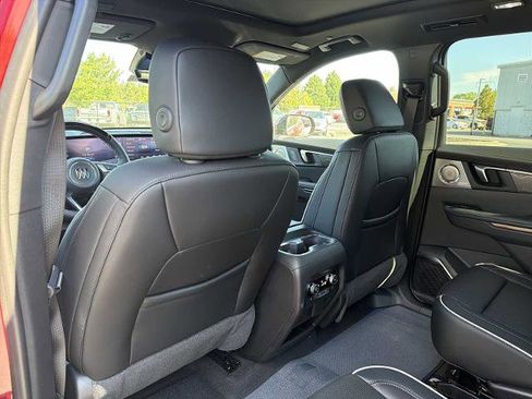New 2026 Buick Enclave Avenir w/ Super Cruise Package FWD image 26
