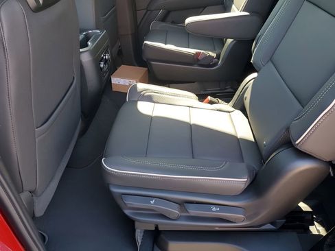 New 2026 GMC Yukon Elevation image 21